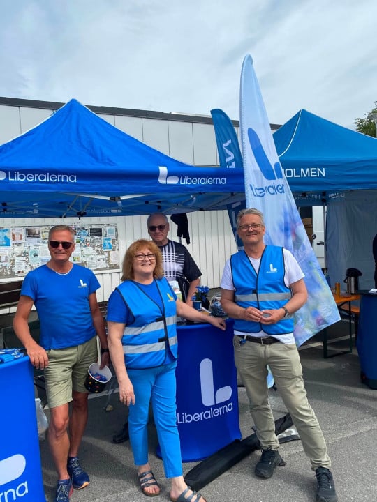 Christina Soldan kampanjar på Burträskmarknaden